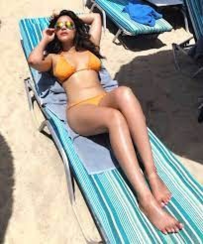 Bikini News Daily Shama Sikander Flaunts Her Curves In A Bikini