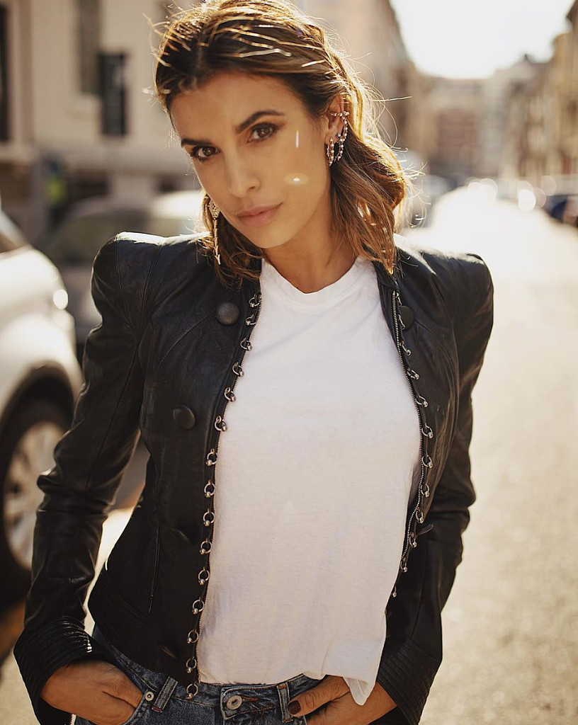 Bikini News Daily - Elisabetta Canalis just loves wearing bikinis