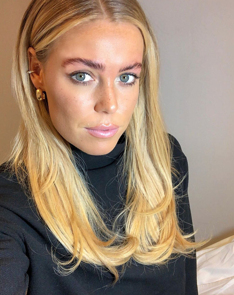 Bikini News Daily - Chloe Meadows joins her TOWIE co-stars in their ...