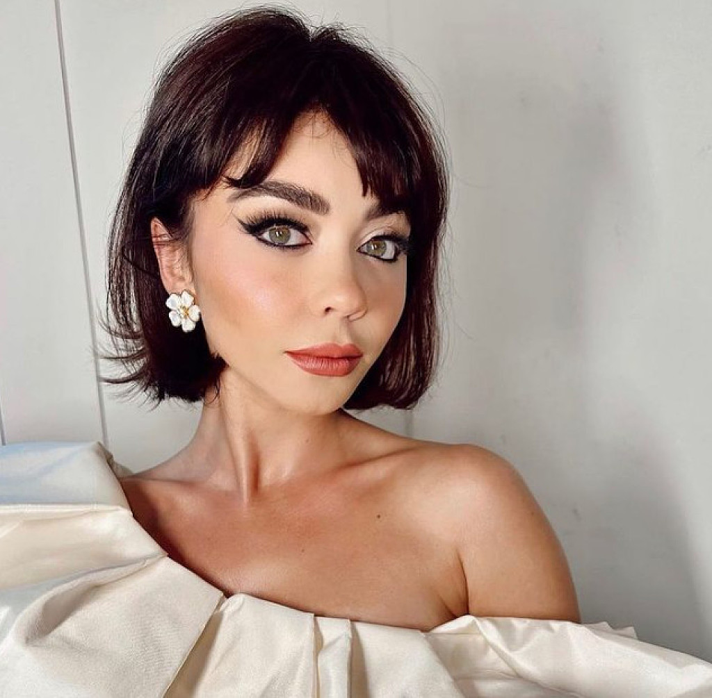 Bikini News Daily Sarah Hyland Is Loving The Maldives Bikini News Daily Sarah Hyland Is Loving The Maldives
